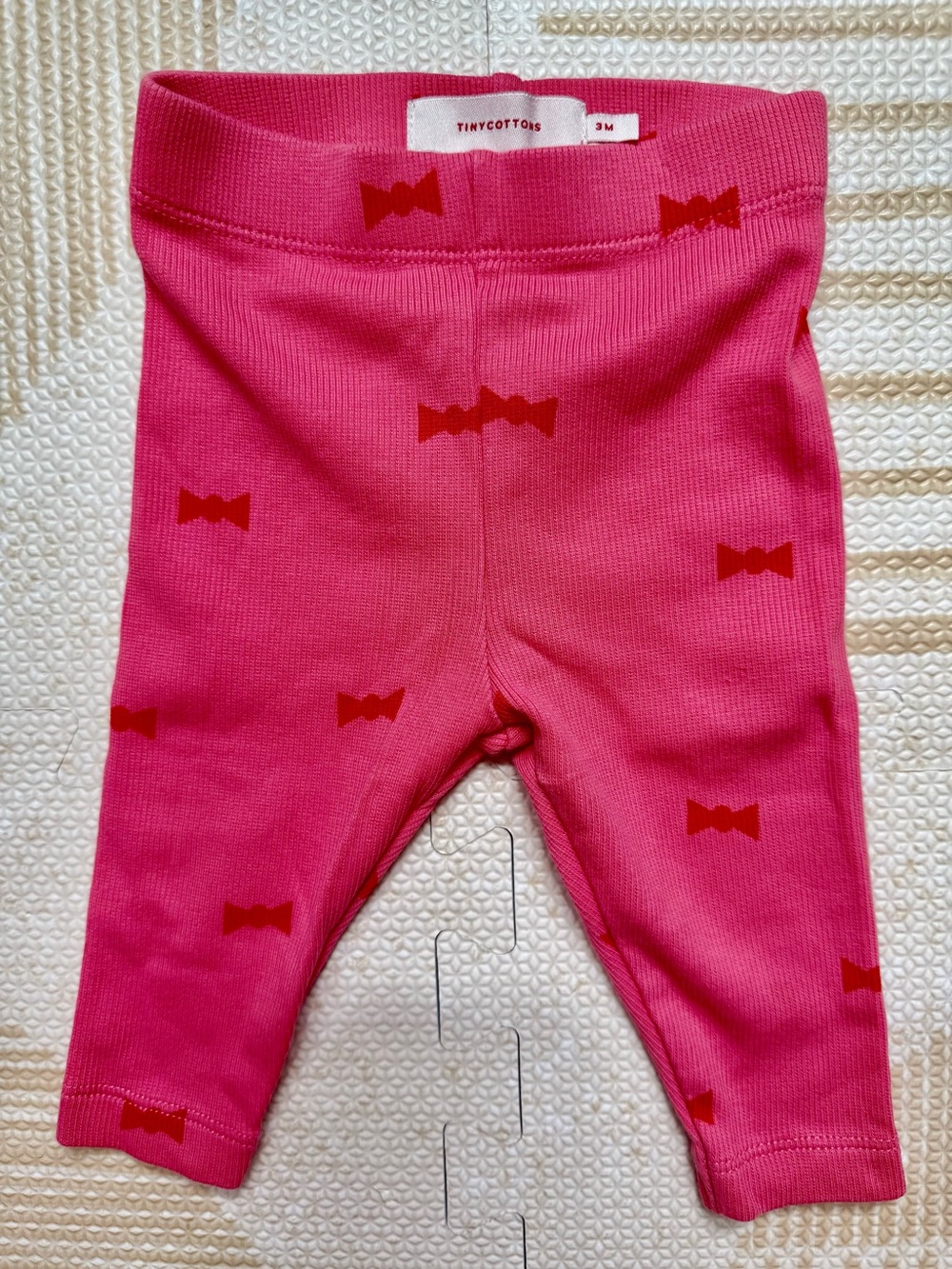 Tiny Cottons Pink Baby Leggings with Bow Print